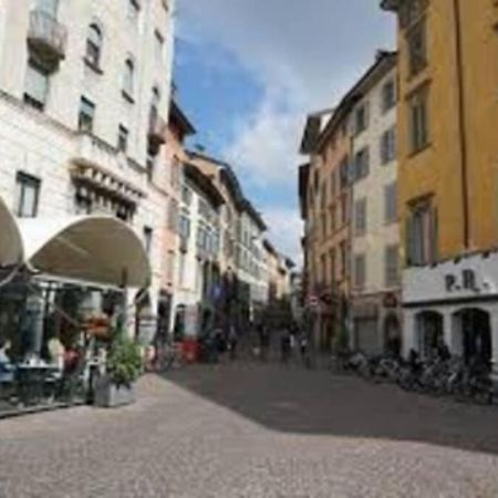 内姆布拉Entire Flat, Independent Entrance, 20 Mins To Bgy - Bergamo Milan Airport公寓 外观 照片